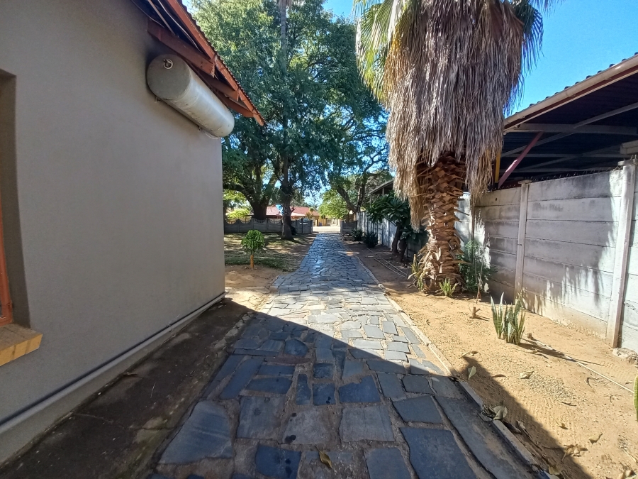 4 Bedroom Property for Sale in Bodorp North West